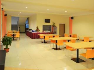 Hotel Kings Kudus - 5