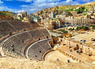 Rainbow Street Studio Cozy Central - 2