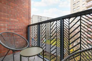 Elegant Apartment with Underground Parking and Balcony by Renters Prestige - 6