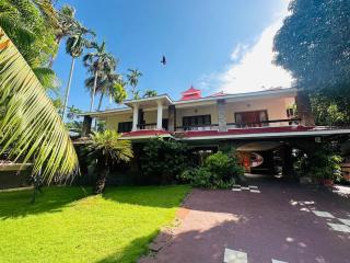 Vineyard Vacations - 4