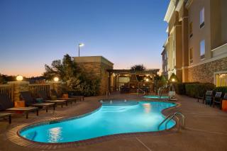 Hampton Inn Vernon - 5