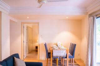 Downtown Retro Serviced Apartment - 4