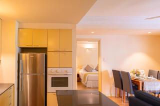 Downtown Retro Serviced Apartment - 1