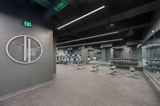 CozySuites Sky Central #18 - 4