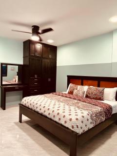 Hotel Sea Queen Suite & Golf Cart Rental - 7