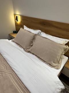 Panoramic view to city with comfort - 9