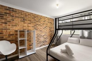 Aqua on Achilles - 8