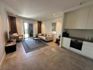 Centrale Contemporary Apartment With Pool Access - Tivat - 0