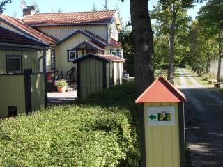 Skogis Bed & Breakfast - Katrineholm - 9