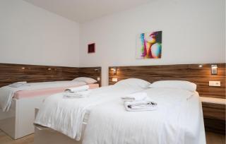 Nice Home In Pridraga - 5