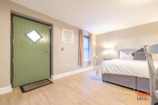 Homestead Hillsborough Guest Rooms - 6