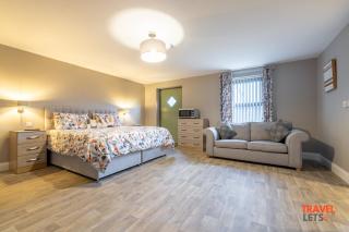 Homestead Hillsborough Guest Rooms - 2