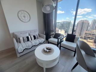 Stylish suites with City-view & Balcony in York&George - 2