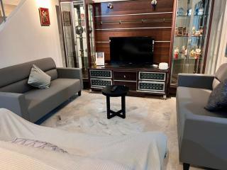 Family House Sunway 4BR Walk to Lagoon Pyramid University - 5