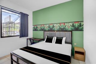 Hotel O near Trans Studio Theme Park formerly Sunset Cozy Residence - 0