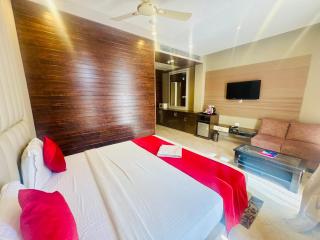 Hotel Suites Near Jagannath Temple #Sea Beach # Restaurant - Lift And Parking Facilities - Fully Air Condition All Luxuary Rooms With Attached-Balcony - Best Luxuary Hotel In Puri - 6