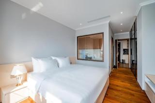 Luxe Paradise Suites Tay Ho - 3