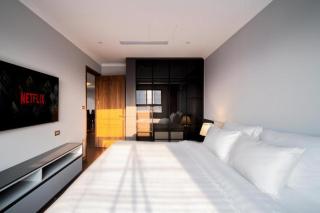 Luxe Paradise Suites Tay Ho - 1