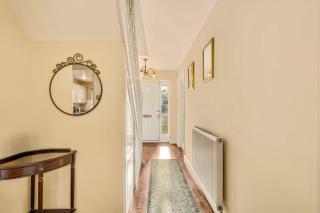 Spacious 4-Bed Warrington Home - 5