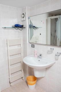 La finestra sulla piazza - 1