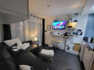 Studio neuf,15m2,cosy,calme,2 personnes Gavarnie-Gèdre village - 0