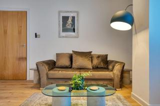 Modern Luxe Apartment in Glasgow City Centre - 4