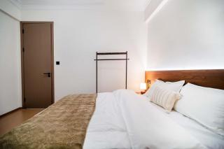 Guiyng Aixin International Apartment Future Ark Store - 3