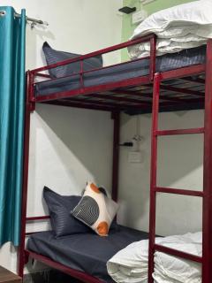 Vin's Villa & caffe - 8