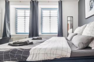 Spacious 70sqm Apartment Sleeps 6 Free Parking - Berlin - 1