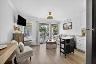 South End - 180 Sea Side Villas Bikini Bottom condo - 9