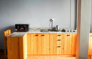 Nyadha House Bed & Breakfast - 4