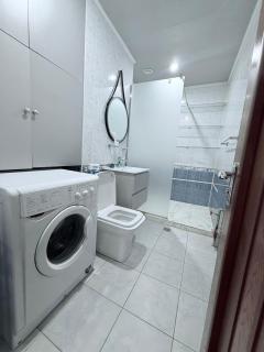 Republic Square family luxury 2 bedroom 2 bathroom - 4