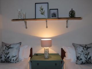 8 Olives Cottage - 3