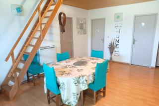 Maison Datcha Gîte avec jardin et piscine privée - 4