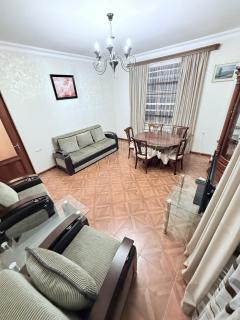 Republic Square family luxury 2 bedroom 2 bathroom - 6