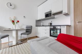 Brand New Modern Stylish Apartment + parking & balcony - 6