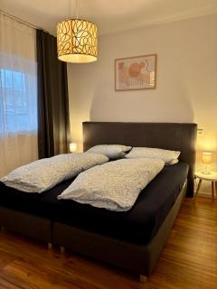 LA-Hüttenfeld Erdgeschoss Apartment - 9