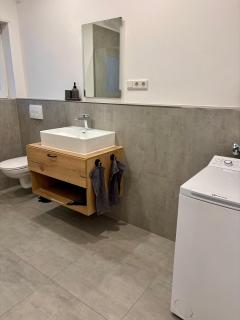 LA-Hüttenfeld Erdgeschoss Apartment - 3