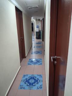 Ark Banting Hotel - 6