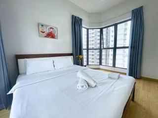 Danga Bay Comfort Stay Country Garden - 3