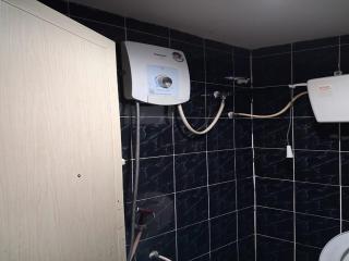 Ark Banting Hotel - 1