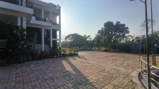 R D Palace and Resort - Bhauli - 4
