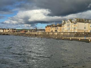 Caledonia by the Sea - Seaside Comfort - 5