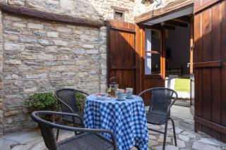 Villa Monti Cozy Yard & BBQ Perfect for Families & Friends - Kato Lefkara - 7
