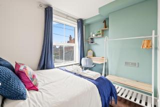 Victorian 5-Bed Home, Loft, Walk to City & Cricket - 8