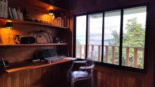 Teak house in a forest above the beach - 5