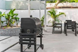 Patio & Private EV Charger - 9