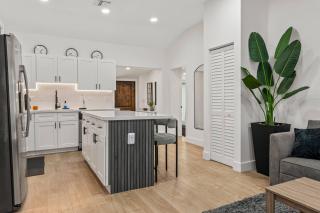 Patio & Private EV Charger - 4