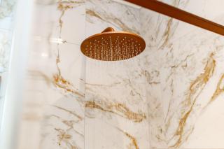 Dragon Suites Luxury Apartments at Rutland Square - 1