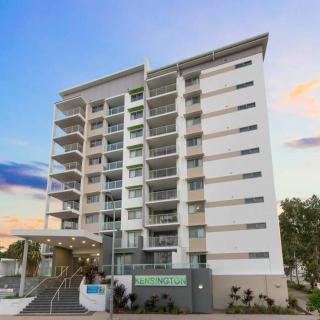 City convenience in Modern Townsville Apartment - 2